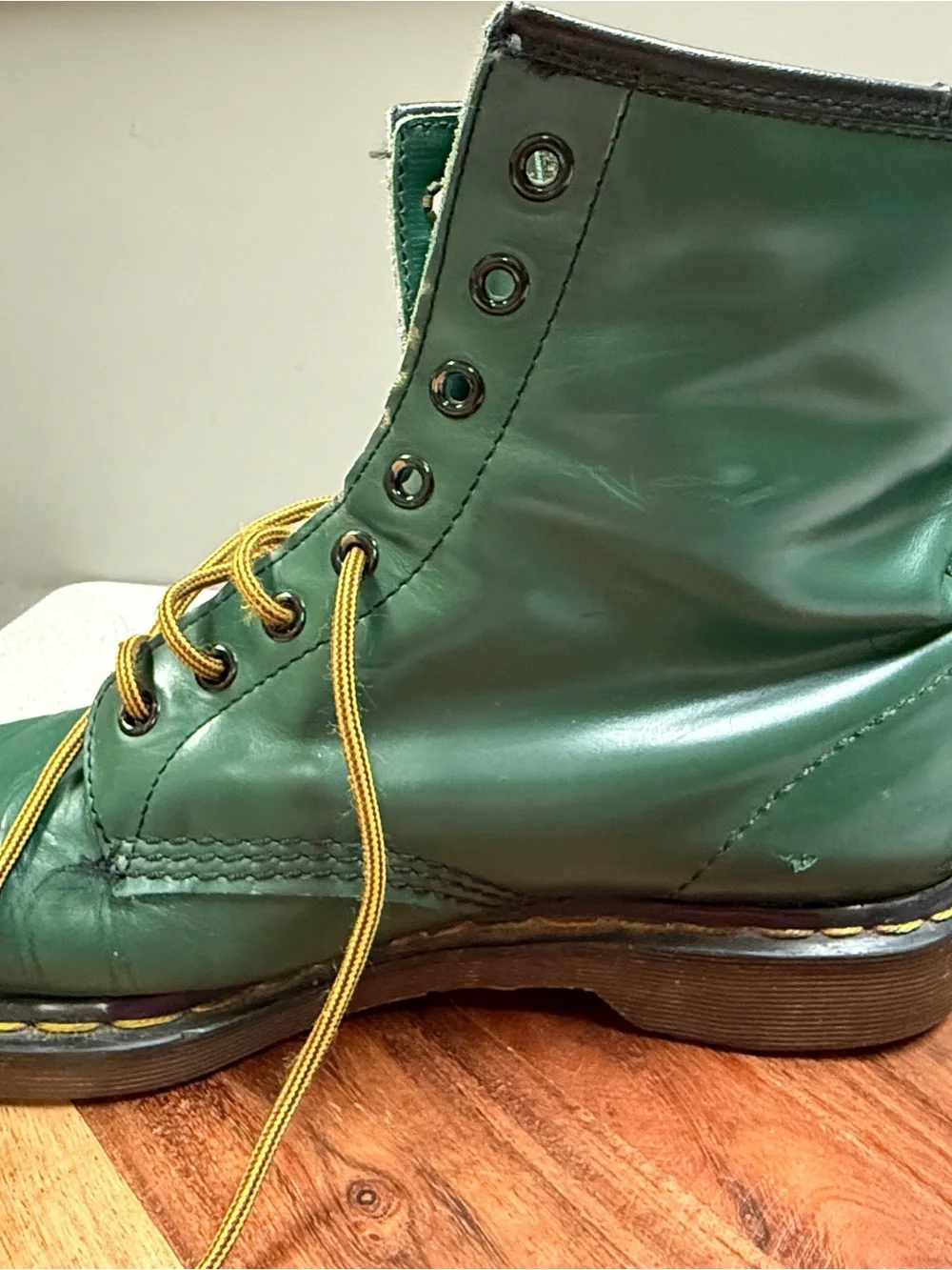 Vintage Dr Martens 1460 Green Made in England 8 Eye Boots UK 10